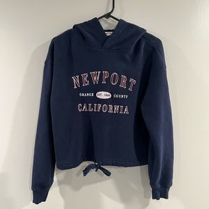 Garage Cropped Hoodie